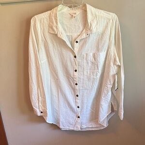 Chic White Shirt with Black Buttons